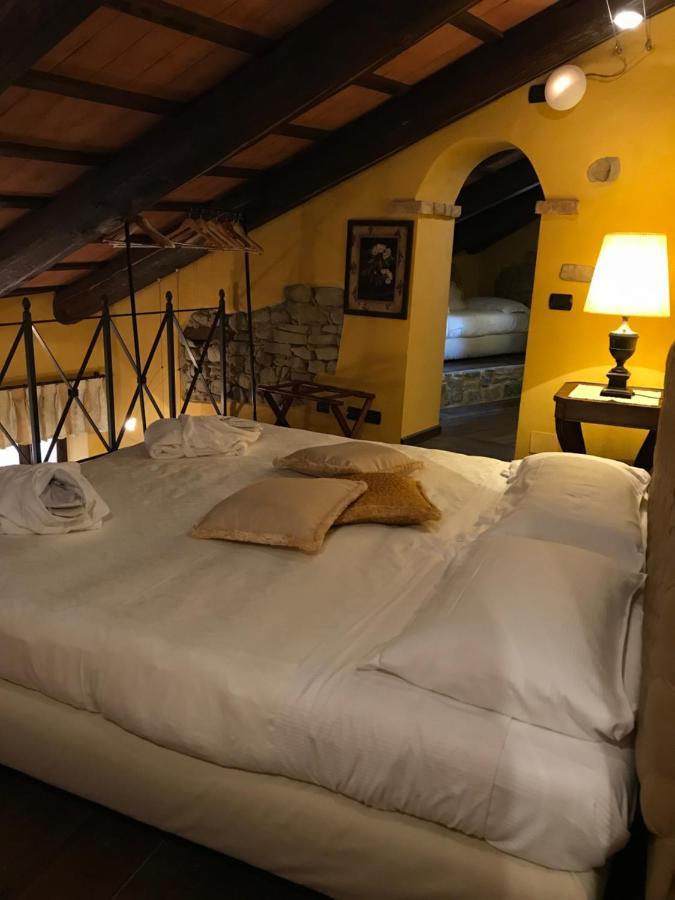 Dimora I Manichei Monforte dʼAlba Exterior foto