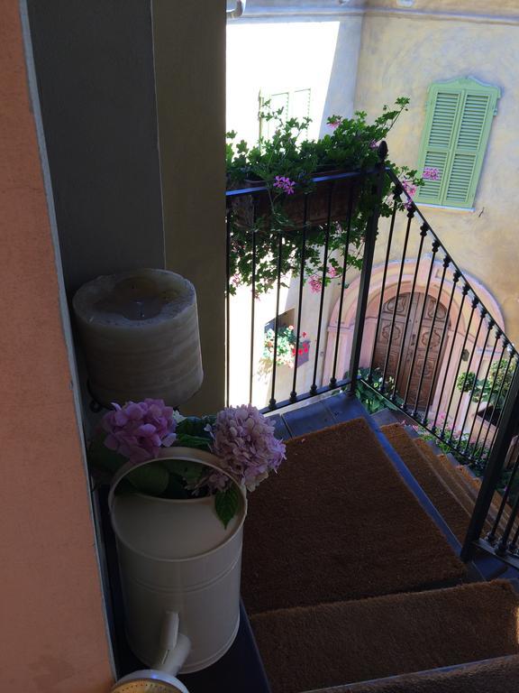 Dimora I Manichei Monforte dʼAlba Exterior foto