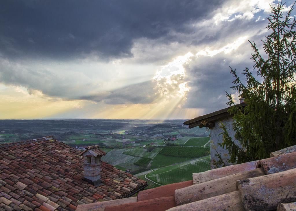 Dimora I Manichei Monforte dʼAlba Exterior foto