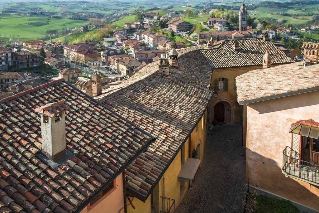Dimora I Manichei Monforte dʼAlba Exterior foto