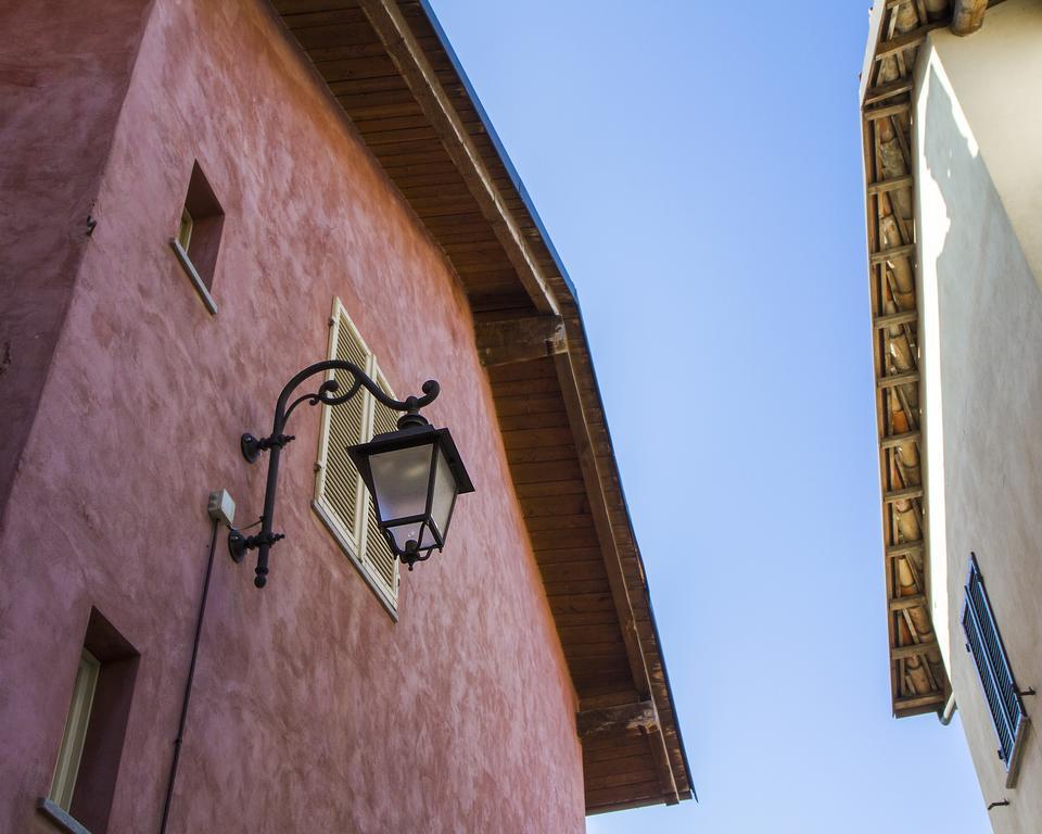 Dimora I Manichei Monforte dʼAlba Exterior foto